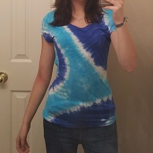 Beautiful summer top with shimmery detail